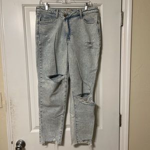 Kohl’s Junior Girls brand SO high rise mom jeans size 11/30w